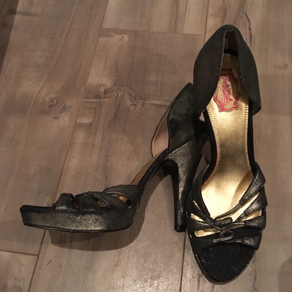 Silver metallic leather peel toe heel - Picture 3 of 3